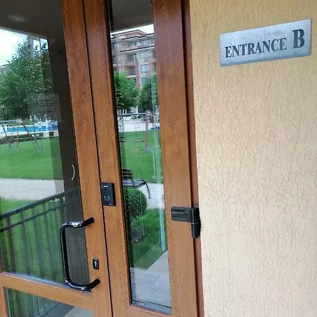 Apartamento Bright With Parking & Pool Sveti Vlas