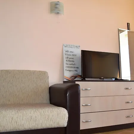 Apartamento Bright With Parking & Pool