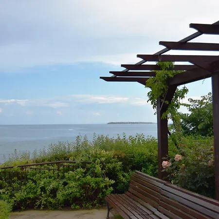 Bright With Parking & Pool Apartamento *