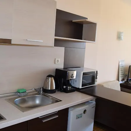 Bright With Parking & Pool * Sveti Vlas